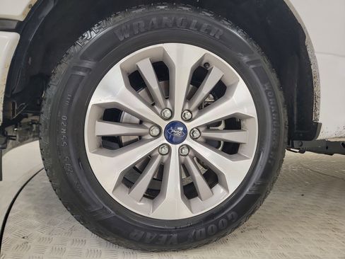 Used 2017 Ford F150 XL w/ Equipment Group 101A Mid RWD image 10
