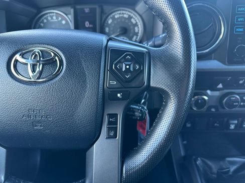 Used 2019 Toyota Tacoma TRD Off-Road image 21