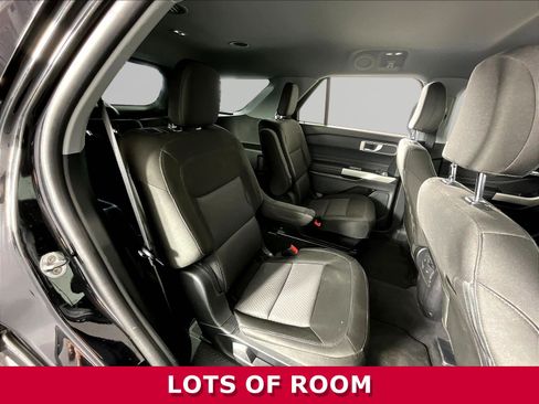Used 2023 Ford Explorer XLT AWD/4WD image 23