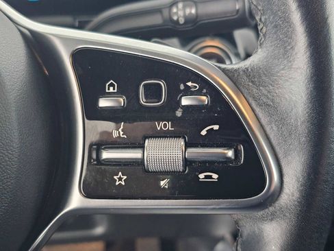 Certified 2023 Mercedes-Benz GLA 250 image 27