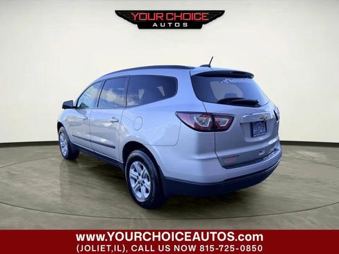 Used 2017 Chevrolet Traverse LS FWD image 3