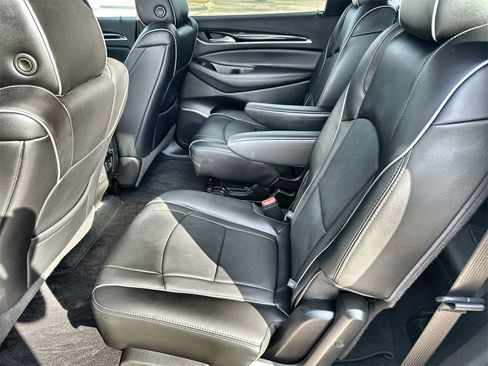 Used 2021 Buick Enclave Avenir w/ Avenir Technology Package image 16