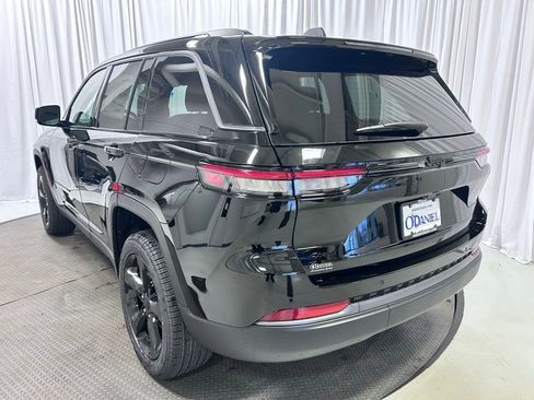 New 2026 Jeep Grand Cherokee Limited AWD/4WD image 27