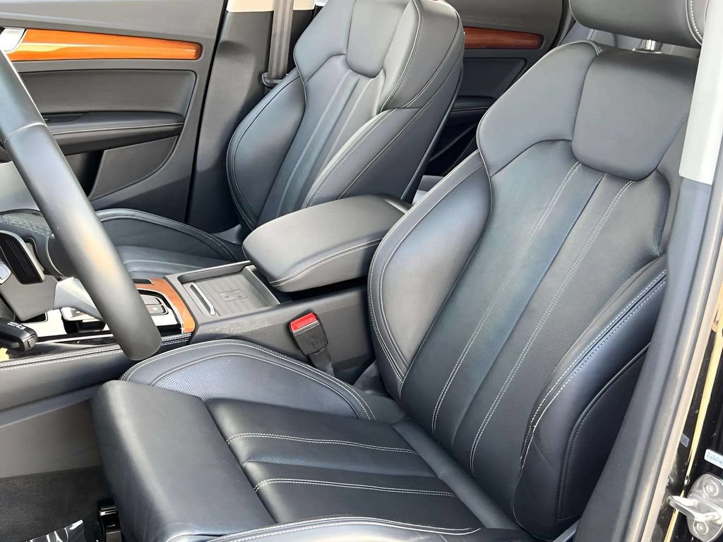 Used 2021 Audi Q5 e Prestige w/ Prestige Package AWD/4WD image 10