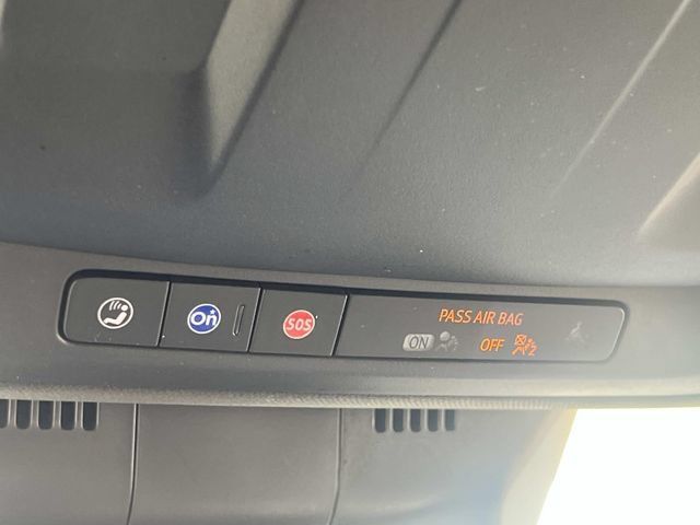 Certified 2024 Cadillac Escalade Luxury AWD/4WD image 28