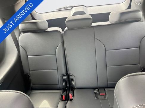 New 2026 Chevrolet Traverse High Country w/ LPO, Floor Liner Package FWD image 24