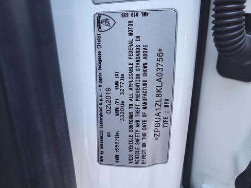 Used 2019 Lamborghini Urus image 21