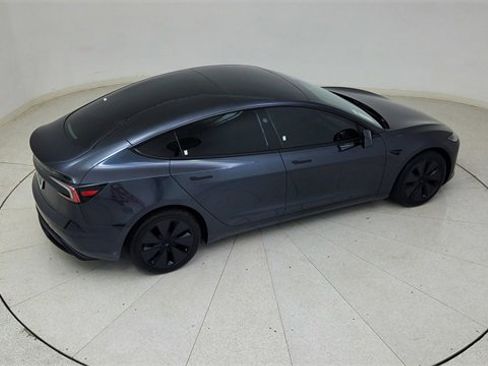 Used 2025 Tesla Model 3 Long Range image 81