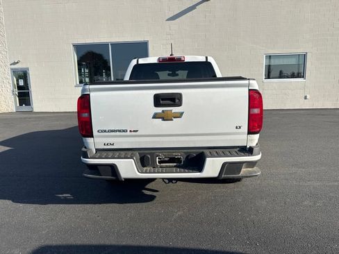 Used 2018 Chevrolet Colorado LT AWD/4WD image 3