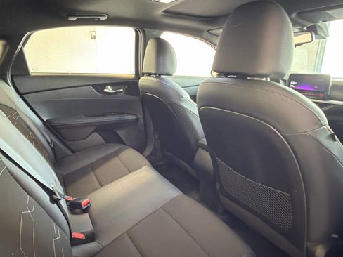 Used 2023 Kia Forte GT-Line w/ GT-Line Premium Package FWD image 29