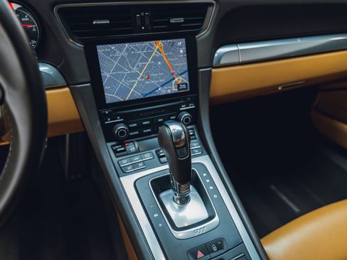 Used 2019 Porsche 911 Turbo AWD/4WD image 46
