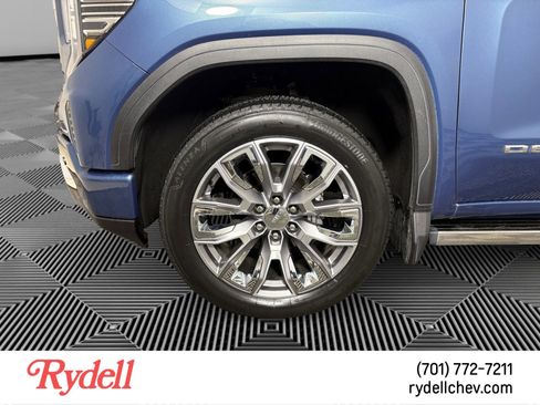 Used 2024 GMC Sierra 1500 Denali w/ Denali Reserve Package image 9