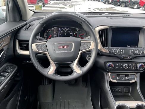 Used 2022 GMC Terrain Denali w/ Denali Premium Package image 5