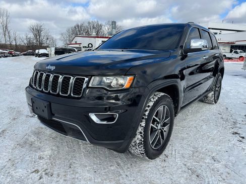 Used 2018 Jeep Grand Cherokee Limited image 1