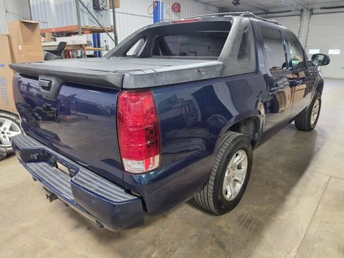 Used 2007 Chevrolet Avalanche LTZ w/ LTZ Preferred Equipment Group AWD/4WD image 7