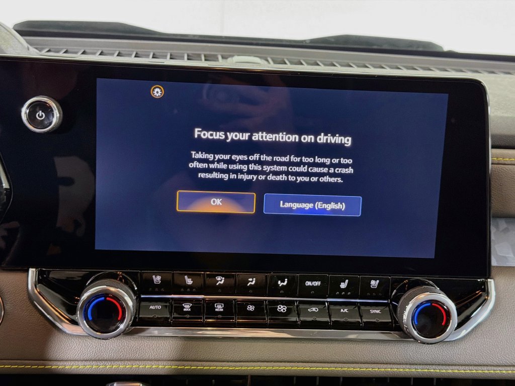 New 2026 Chevrolet Colorado ZR2 w/ ZR2 Bison Edition AWD/4WD image 14