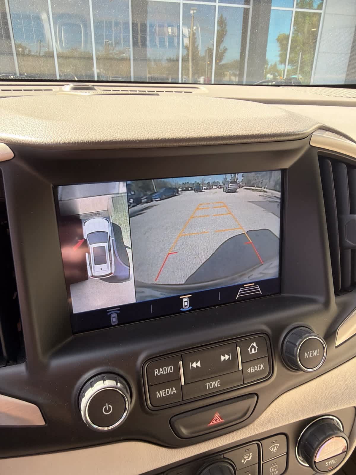 Used 2018 GMC Terrain Denali w/ Advanced Safety Package FWD image 3
