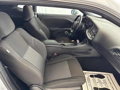 Used 2022 Dodge Challenger SXT w/ Blacktop Package image 11