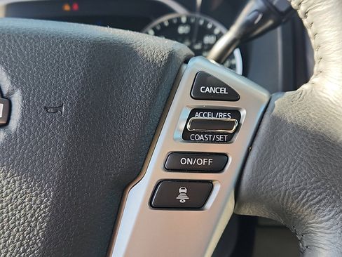 Certified 2024 Nissan Titan SV w/ SV Convenience Package image 20