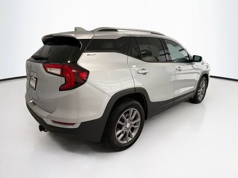Certified 2022 GMC Terrain SLT AWD/4WD image 7