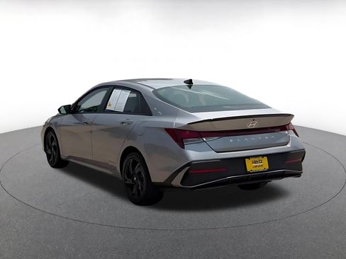 Used 2026 Hyundai Elantra Sport FWD image 11