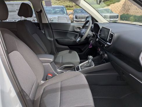 New 2026 Hyundai Venue SE image 29