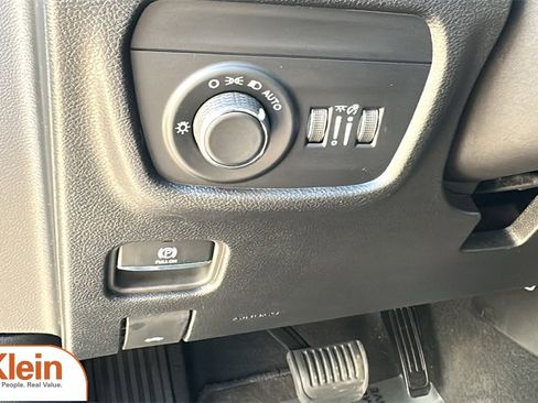 Used 2024 Jeep Grand Cherokee L Laredo w/ Luxury Tech Group I image 14