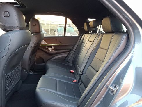 Used 2022 Mercedes-Benz GLE 350 4MATIC image 10