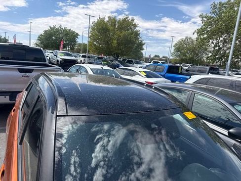 Certified 2023 Nissan Kicks SR w/ SR Premium Package FWD image 13