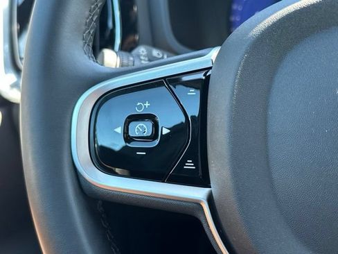 Certified 2025 Volvo V60 B5 Cross Country Plus AWD/4WD image 25