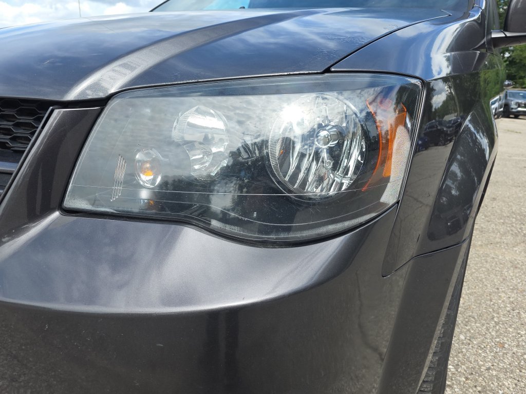 Used 2019 Dodge Grand Caravan GT FWD image 32