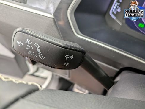 Used 2023 Volkswagen Tiguan SEL R-Line AWD/4WD image 19