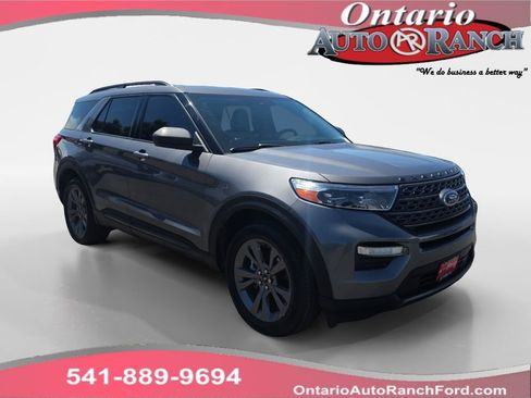 Used 2021 Ford Explorer XLT w/ Equipment Group 202A AWD/4WD image 1