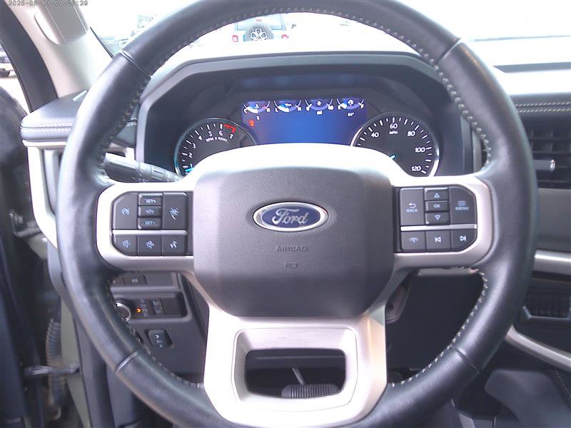 Used 2024 Ford Expedition Max XLT AWD/4WD image 15
