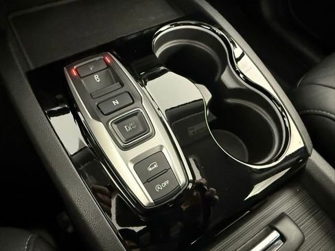 Used 2019 Honda Pilot Touring image 25