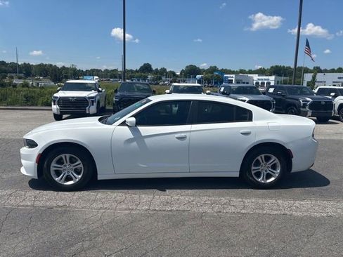Used 2022 Dodge Charger SXT RWD image 5