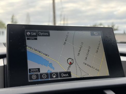 Used 2015 Lexus NX 300h AWD image 24