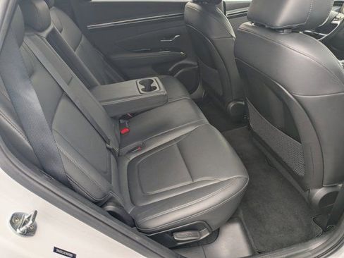 Used 2022 Hyundai Tucson Limited image 14