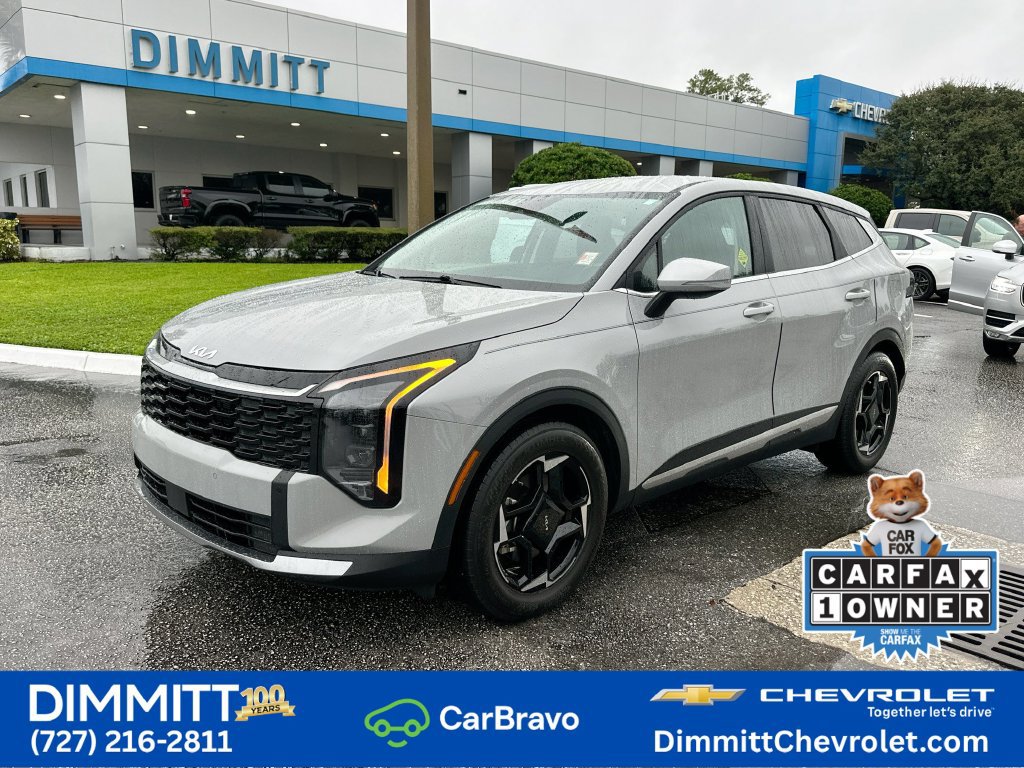 Used 2026 Kia Sportage EX FWD image 1