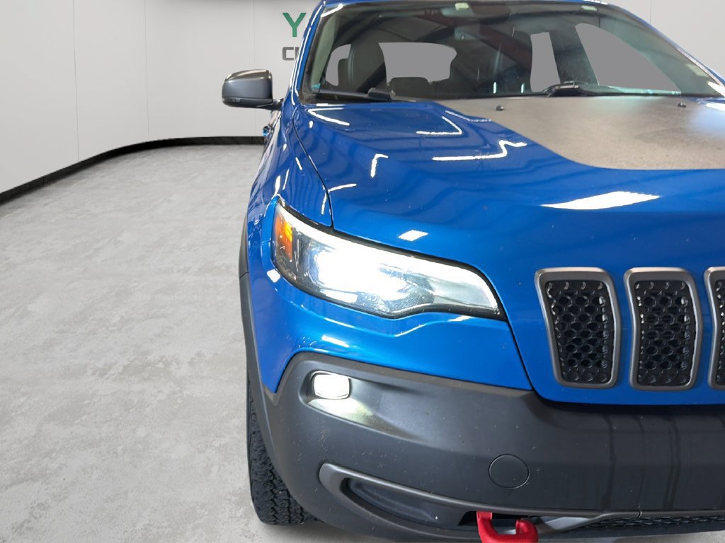 Used 2020 Jeep Cherokee Trailhawk w/ Comfort/Convenience Group AWD/4WD image 51