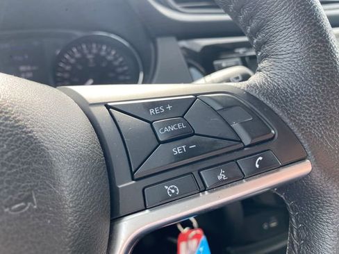 Used 2020 Nissan Rogue S AWD/4WD image 30