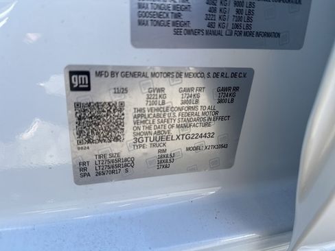 New 2026 GMC Sierra 1500 AT4 w/ AT4 Premium Package image 26