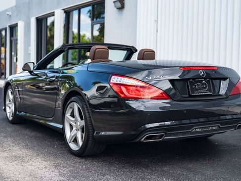 Used 2015 Mercedes-Benz SL 550 image 7