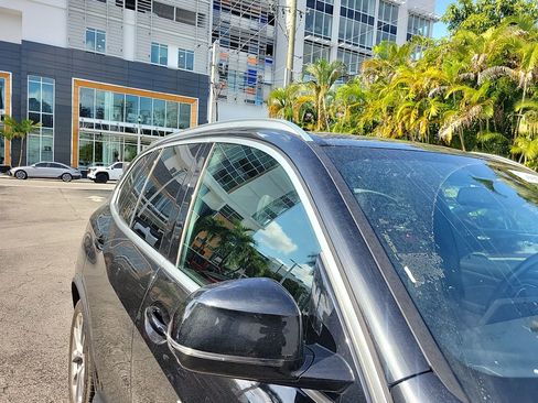 Used 2023 BMW X5 sDrive40i w/ Premium Package image 9