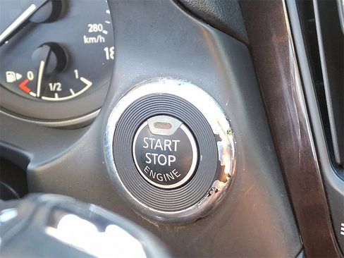 Used 2018 INFINITI Q50 Luxe w/ Essential Package (3.0T Luxe) image 27