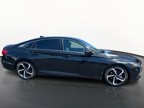 Used 2022 Honda Accord Sport image 2