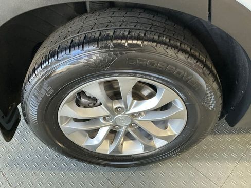 Used 2020 Hyundai Santa Fe SEL image 39