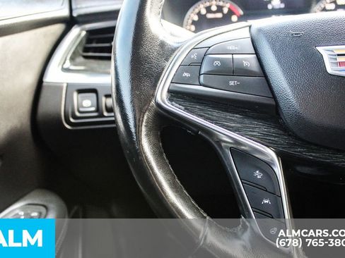 Used 2020 Cadillac XT5 Premium Luxury image 24