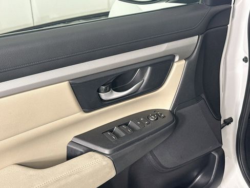 Used 2019 Honda CR-V LX image 15
