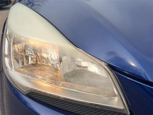 Used 2015 Ford Escape Titanium image 9